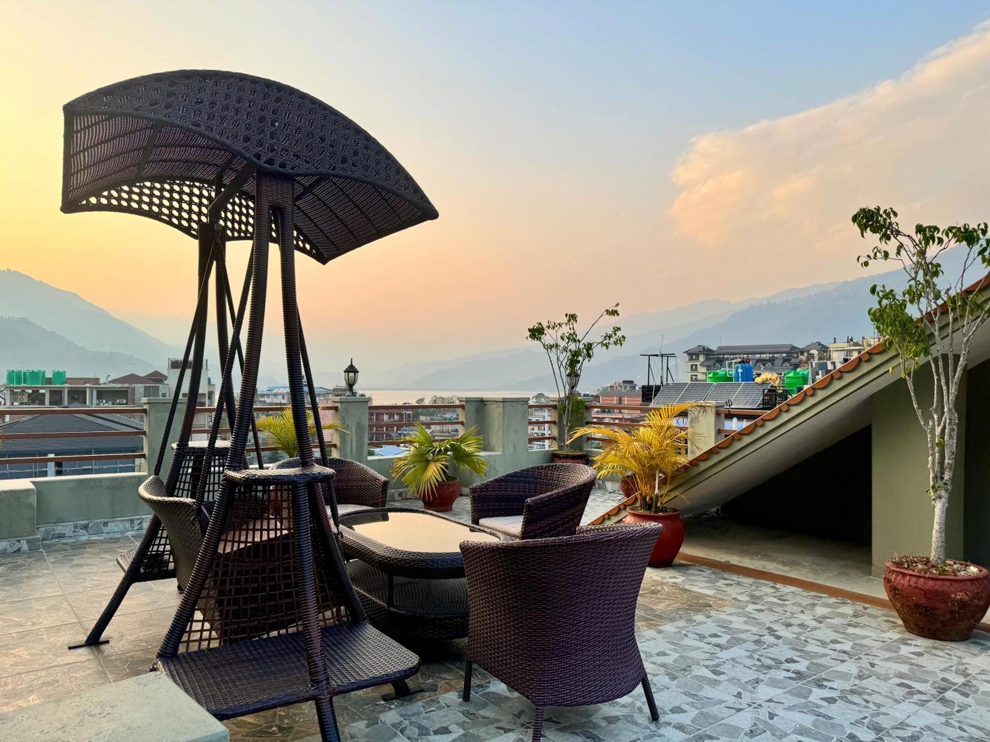 Mount View Pokhara Exterior foto