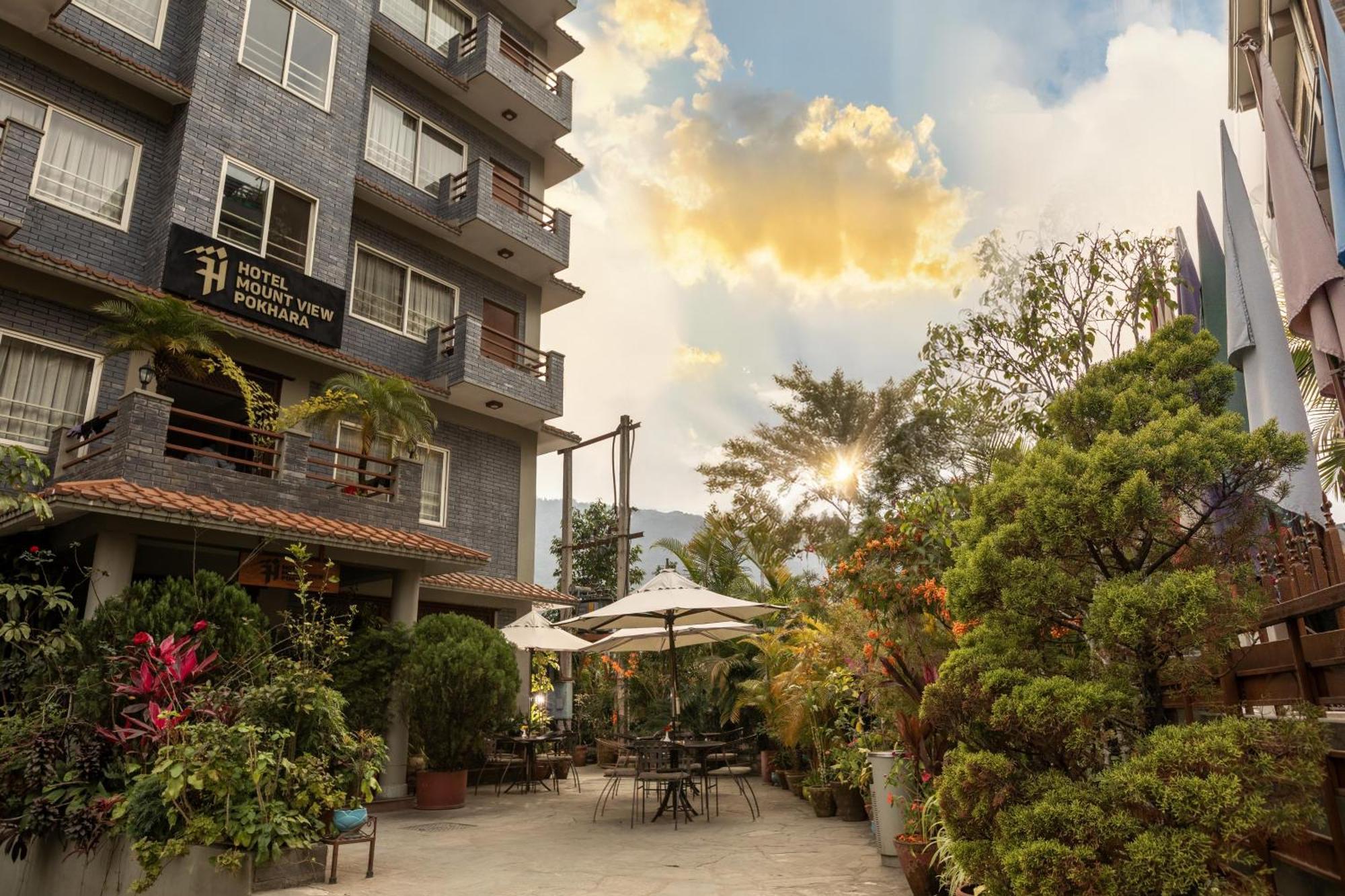 Mount View Pokhara Exterior foto